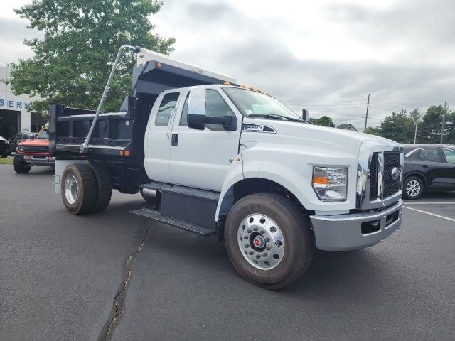 2025 Ford F-650 Base