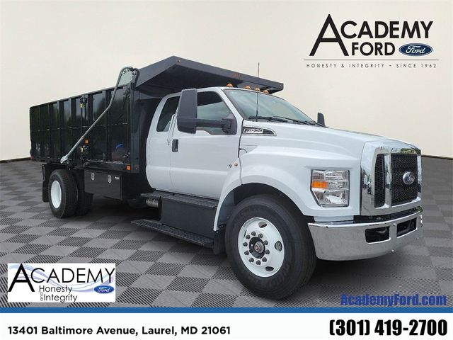 2025 Ford F-650 Base