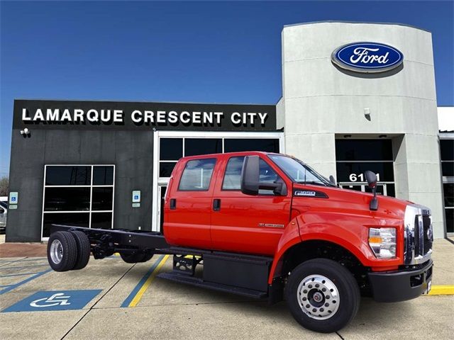 2025 Ford F-650 Base