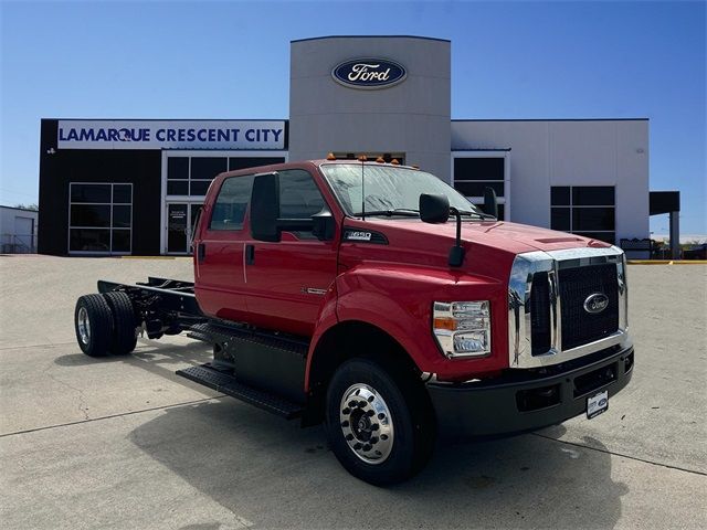 2025 Ford F-650 Base