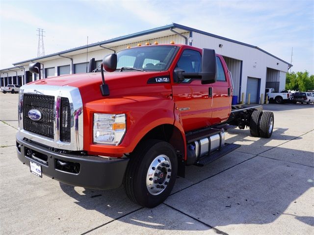 2025 Ford F-650 Base