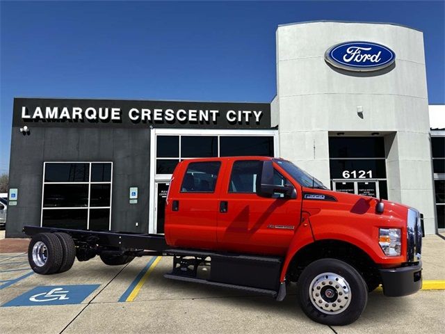 2025 Ford F-650 Base