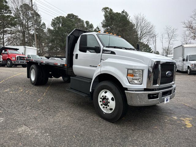 2025 Ford F-750 Base