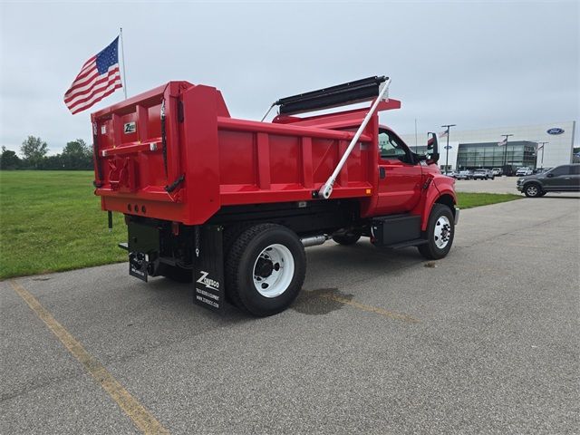 2025 Ford F-750 Straight Frame Gas