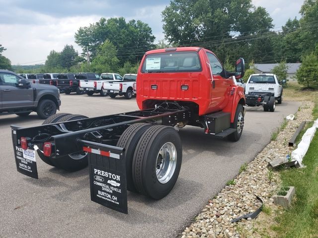 2025 Ford F-750 Straight Frame Gas