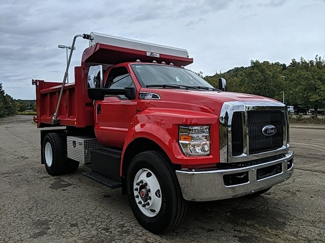 2025 Ford F-750 Straight Frame Gas