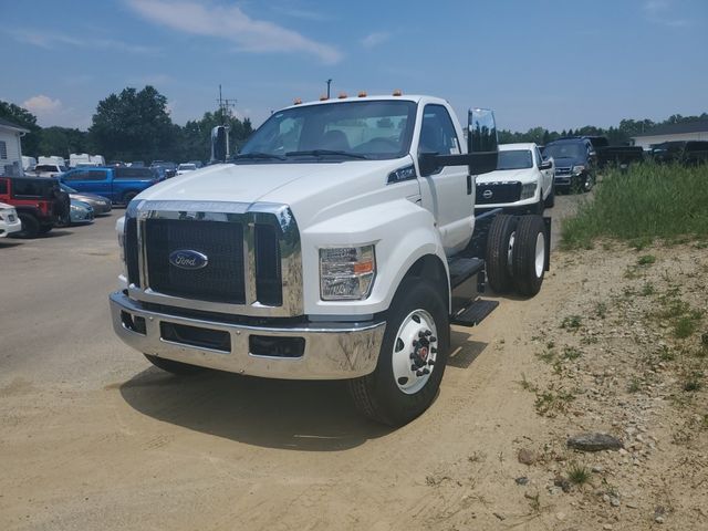 2025 Ford F-750 Straight Frame Gas