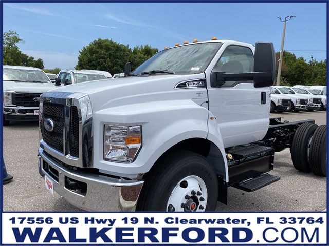 2025 Ford F-750 Straight Frame Gas