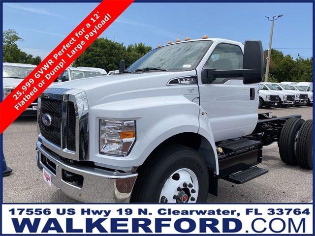 2025 Ford F-750 Straight Frame Gas