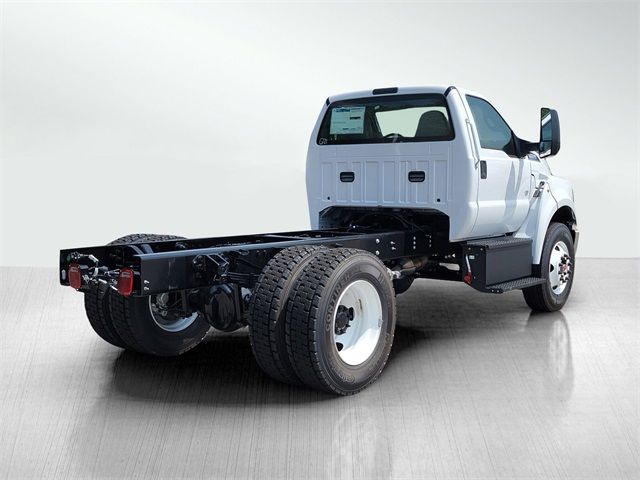 2025 Ford F-750 Straight Frame Gas