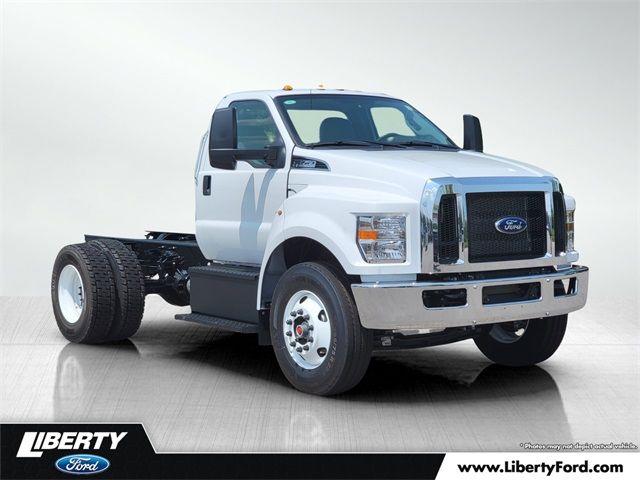 2025 Ford F-750 Straight Frame Gas