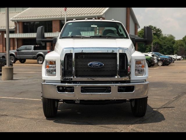 2025 Ford F-750 Base