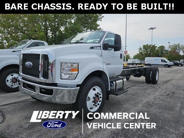 2025 Ford F-750 Base