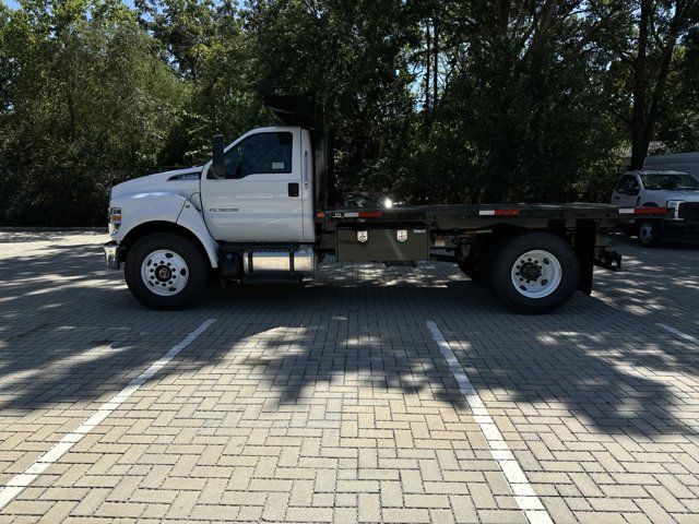 2025 Ford F-750 Base