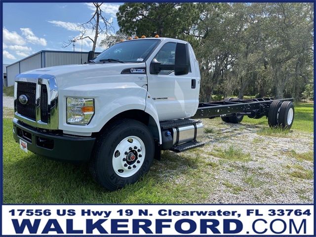 2025 Ford F-750 Base