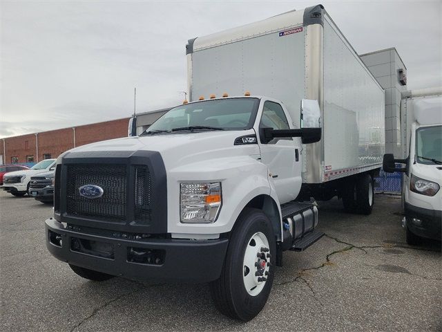 2025 Ford F-750 Base