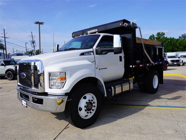 2025 Ford F-750 Base