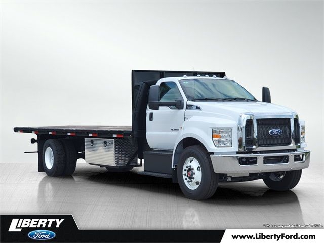 2025 Ford F-750 Base