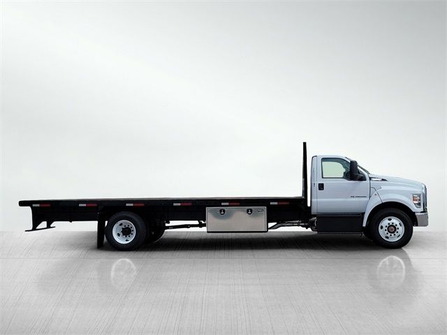 2025 Ford F-750 Base