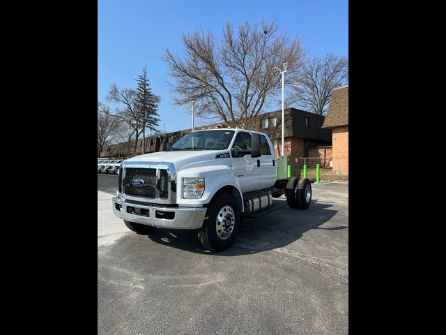 2025 Ford F-750 Base