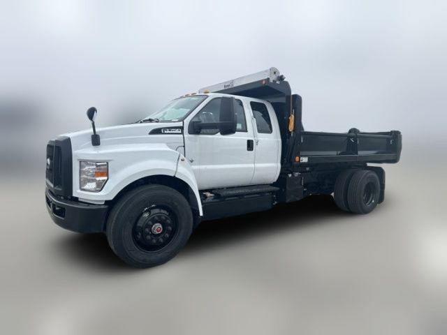 2025 Ford F-750 Straight Frame Gas