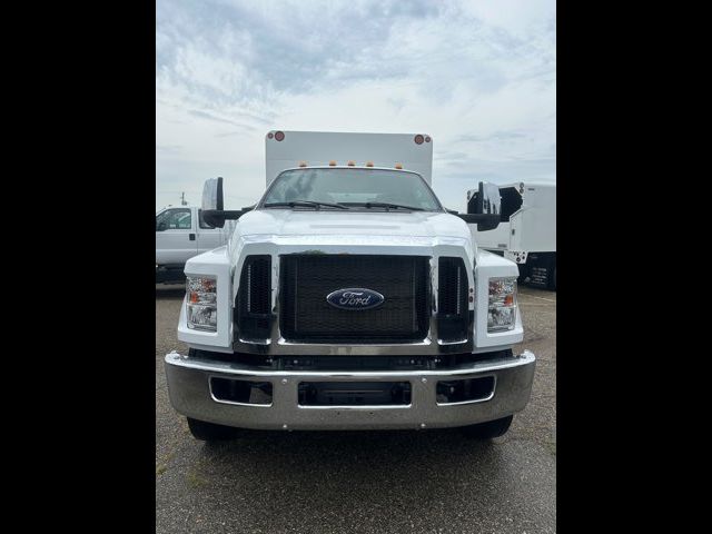 2025 Ford F-750 Straight Frame Gas