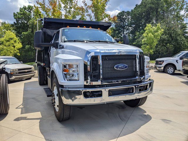 2025 Ford F-750 Base