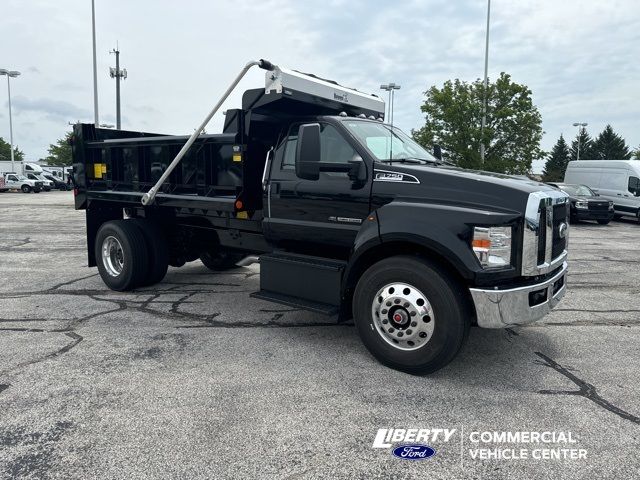 2025 Ford F-750 Base