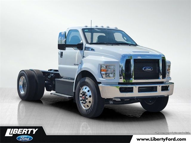 2025 Ford F-750 Base