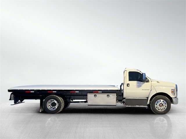 2025 Ford F-750 Base