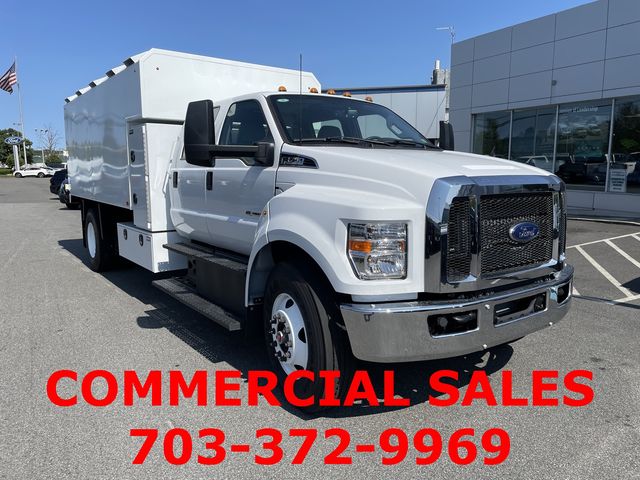 2025 Ford F-750 Base