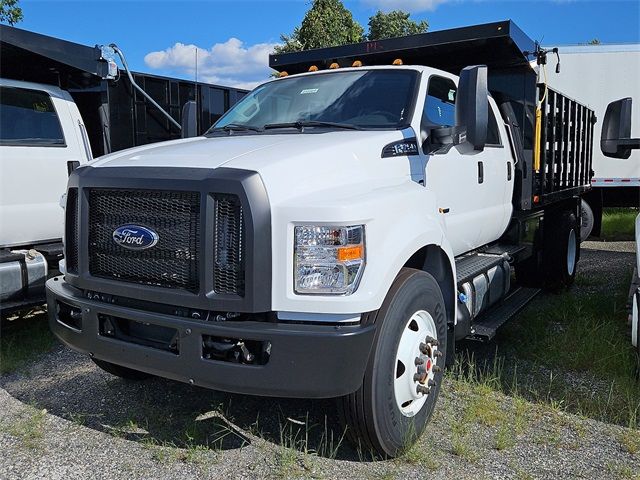 2025 Ford F-750 Base