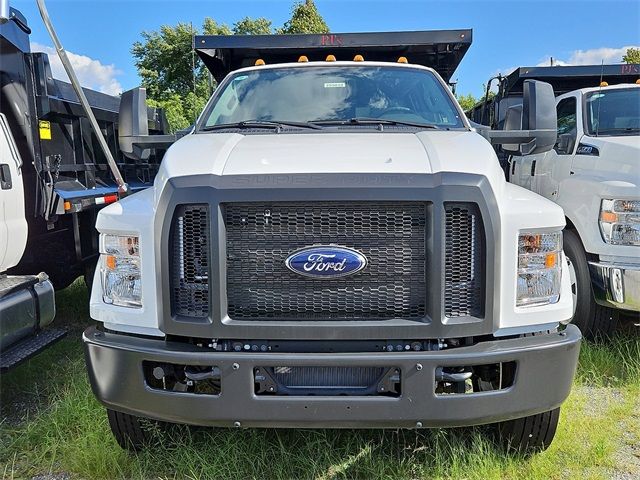 2025 Ford F-750 Base