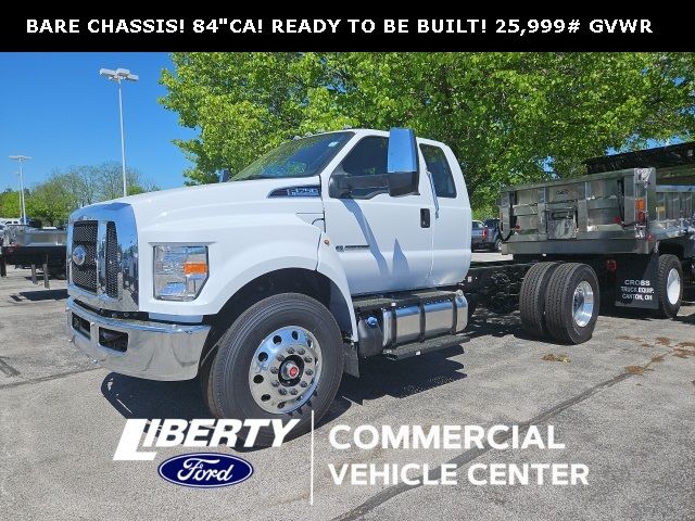 2025 Ford F-750 Base