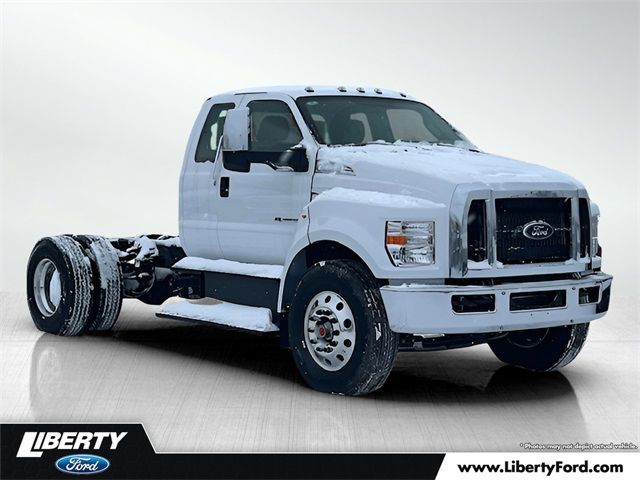 2025 Ford F-750 Base