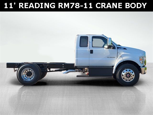 2025 Ford F-750 Base