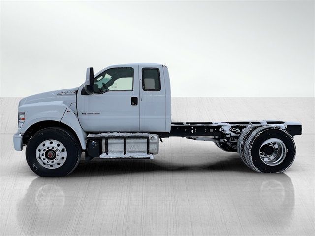 2025 Ford F-750 Base