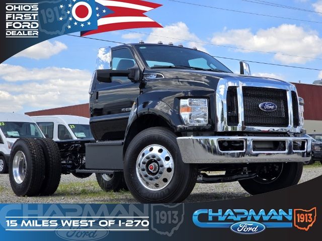 2025 Ford F-750 Base