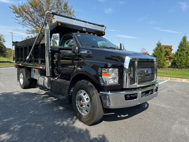 2025 Ford F-750 Base