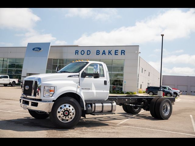 2025 Ford F-750 Base