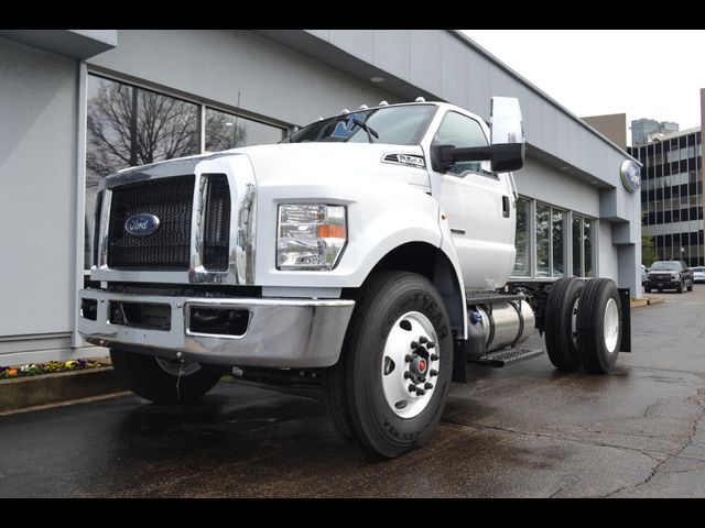 2025 Ford F-750 Base