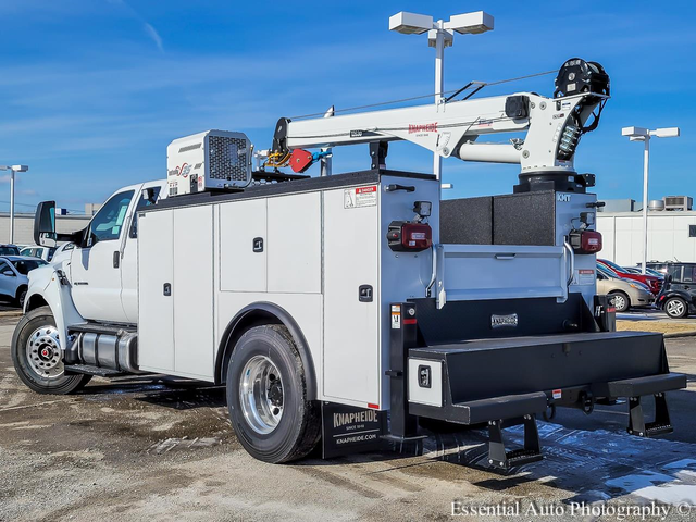 2025 Ford F-750 Base