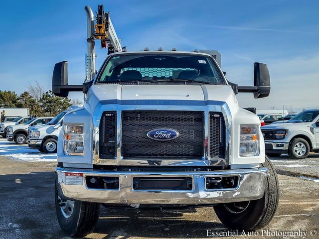 2025 Ford F-750 Base