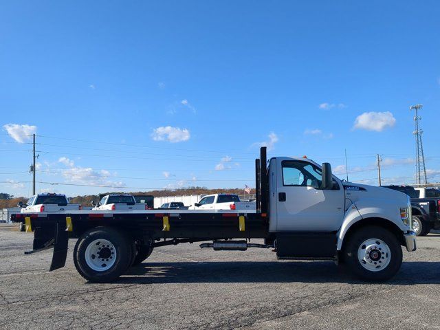 2025 Ford F-650 Base