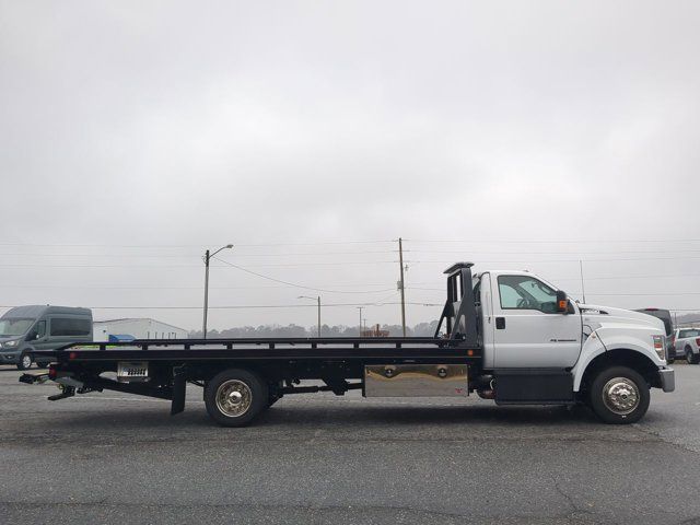 2025 Ford F-650 Base