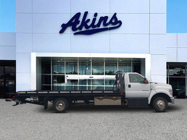 2025 Ford F-650 Base