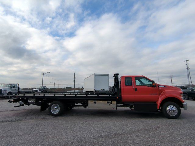 2025 Ford F-650 Base