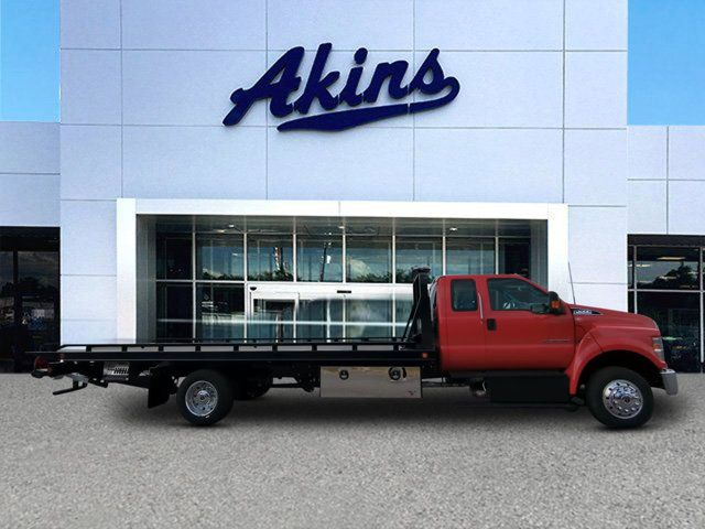 2025 Ford F-650 Base