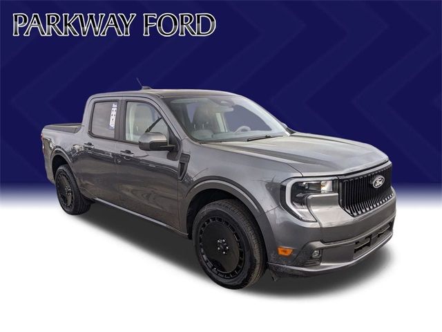 2025 Ford Maverick Lobo Standard