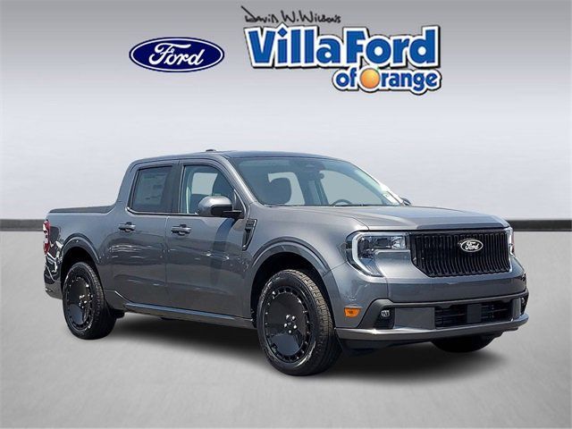 2025 Ford Maverick Lobo Standard